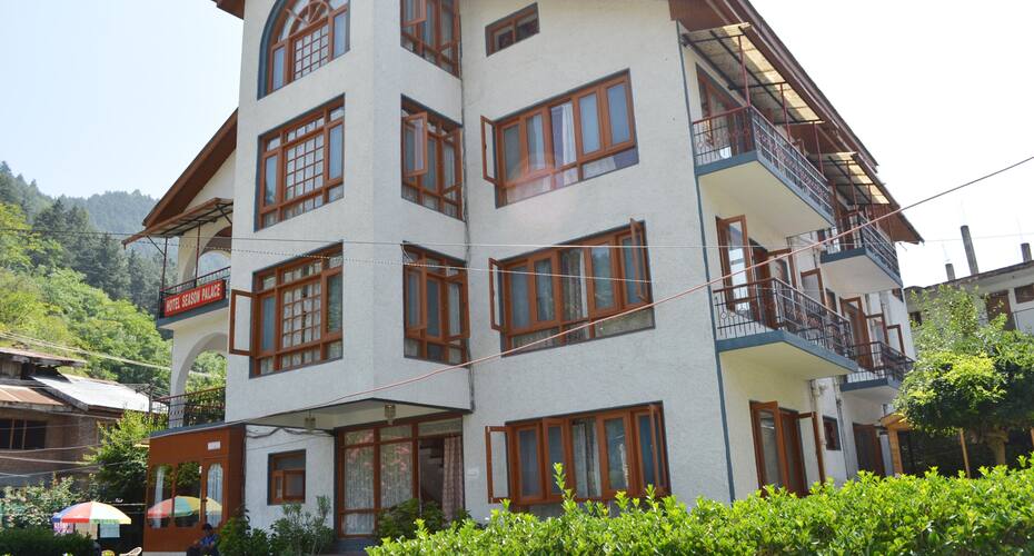 Hotel Season palace, Srinagar 5